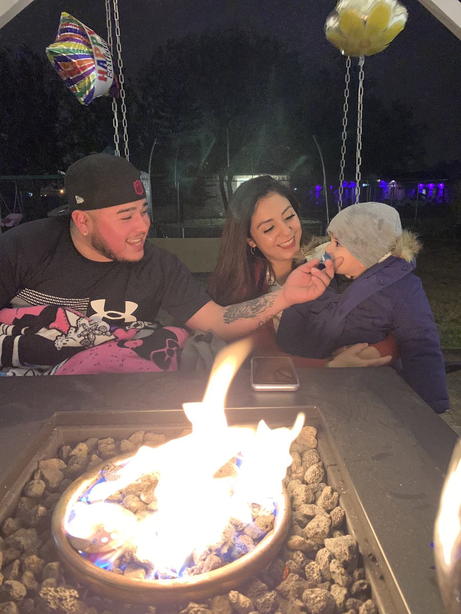 c_g2012's tweet photo. To the single mother’s who thought they wouldn’t find a partner who would love and care for them and their children. The right one will. He will take care of you, emotionally and mentally; he will watch your wounds heal. He will help you raise your little human and love them https://t.co/kK7k8jSVSG