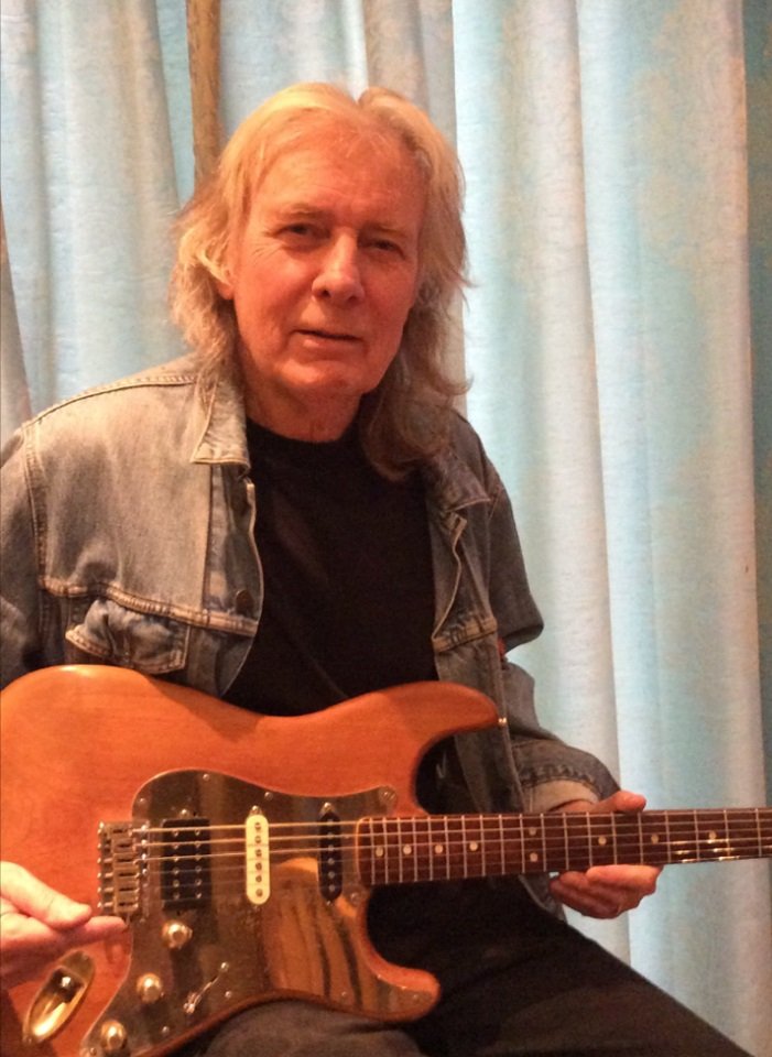 CFloydstock's tweet photo. Há 3 anos perdíamos "Fast" Eddie Clarke!

Qual a sua canção predileta às 6 cordas deste saudoso guitarrista, a bordo do Motörhead ou Fastway?

#ripeddieclarke #ripfasteddie #fasteddieclarke #eddieclarke #motorhead #fastway #metal #heavymetal #rockandroll #classicrock #rock #music https://t.co/BJZC3UTUnm