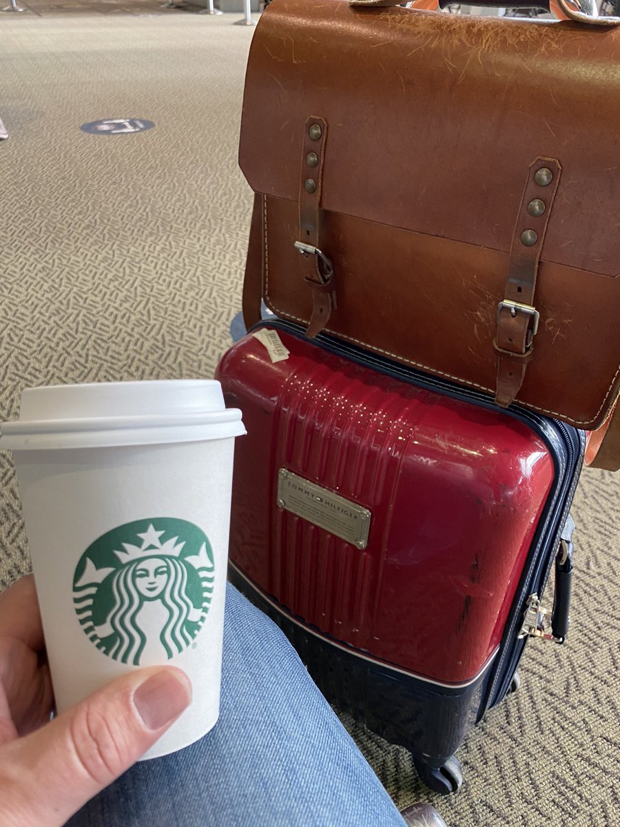 Coffee 😋 Vancouver ✈️ #Canada #Ottawa #Vancouver #Airport #sundayvibes