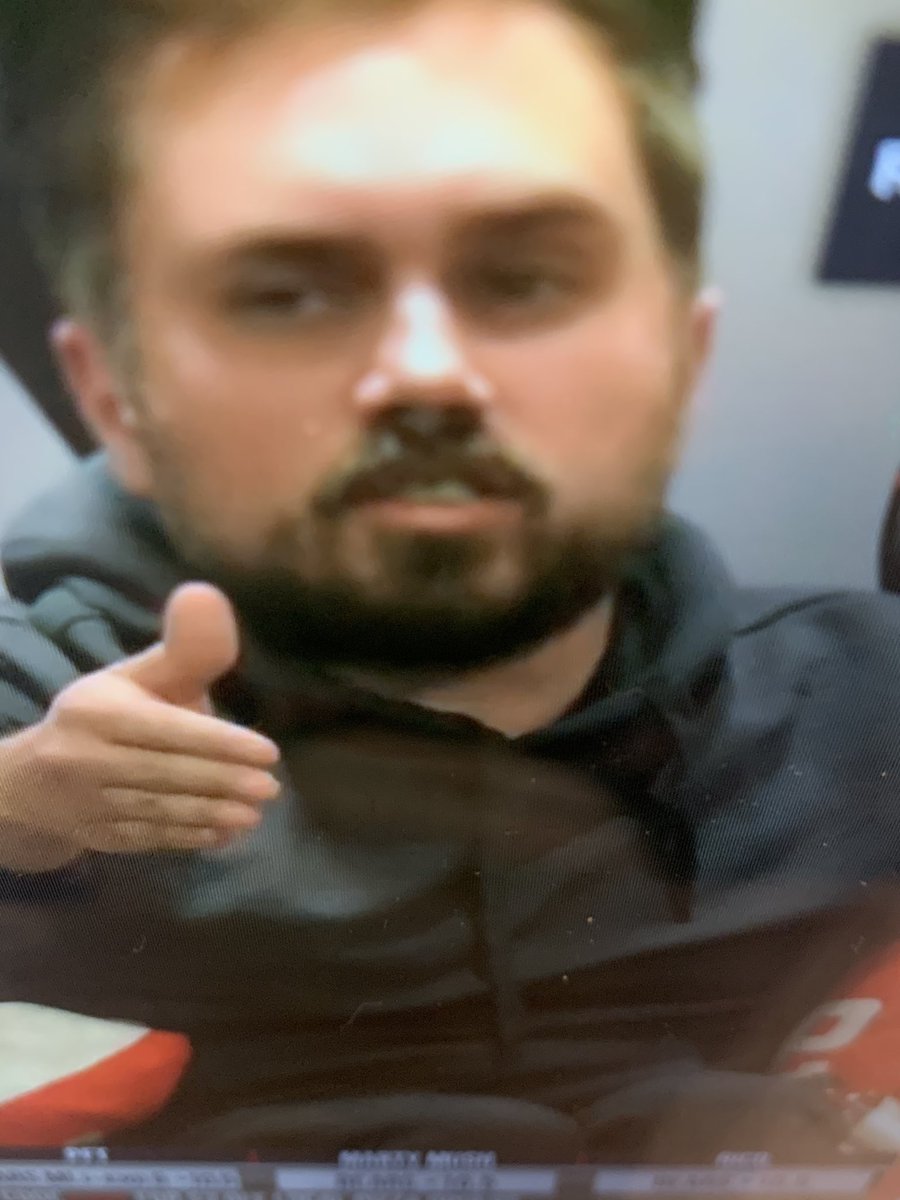 RealZoeBeaudry's tweet photo. @BarstoolBigCat Thanks for coming out Bears #Mitch4NVP https://t.co/MjrKdnVXdE