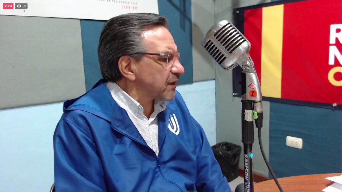 UUnidos's tweet photo. 🔴AHORA, nuestro candidato al rectorado de la @udecuenca, Arq. Fernando Pauta, participa en un conversatorio en Radionoticias Cuenca.

Les invitamos a escucharlo⤵️

🎙️Conversación con el Arquitecto Fernando Pauta https://t.co/8VvfcCeG2Q via @FacebookWatch https://t.co/KaBXeSNQi5