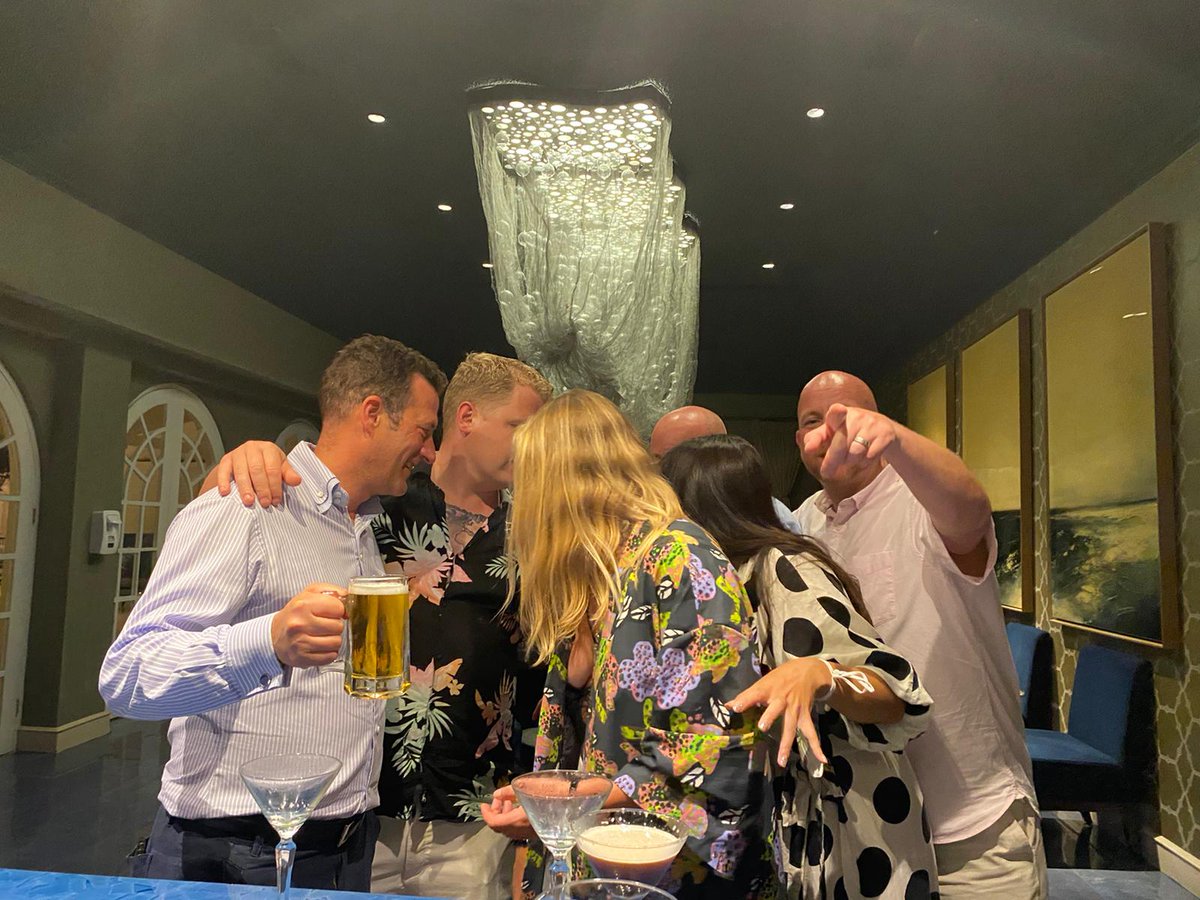 NRNOW_'s tweet photo. Bubble trouble 🧑‍🤝‍🧑🧑‍🤝‍🧑🧑‍🤝‍🧑 https://t.co/zt7jh8I4Wg