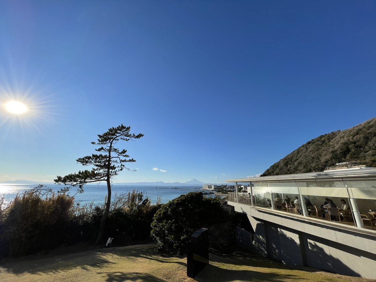 masayoshi2005's tweet photo. 神奈川県立近代美術館 葉山／フランシス・ベーコン／バリー・ジュール・コレクションによる

1月9日に始まったばかりですが12日から臨時休館になるとのことで急いで観てきました。 https://t.co/Yh7HDAgzdH