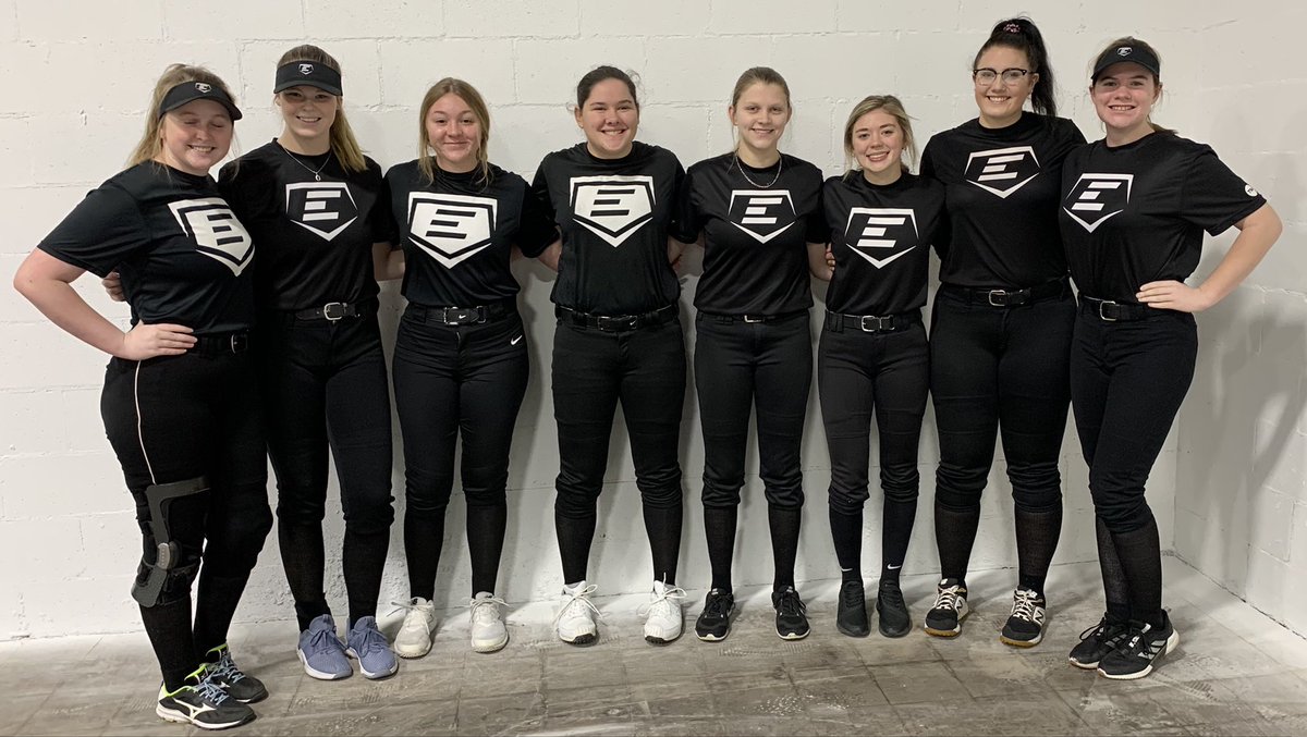 ExtremeElite18u's tweet photo. Sunday Funday!! 🥎🥎🥎 https://t.co/tRRbQwtYeW
