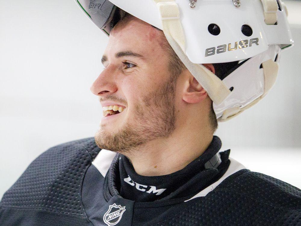 Joey Daccord keeps eyes trained on Matt Murray as he climbs the Sens' goaltending ladder