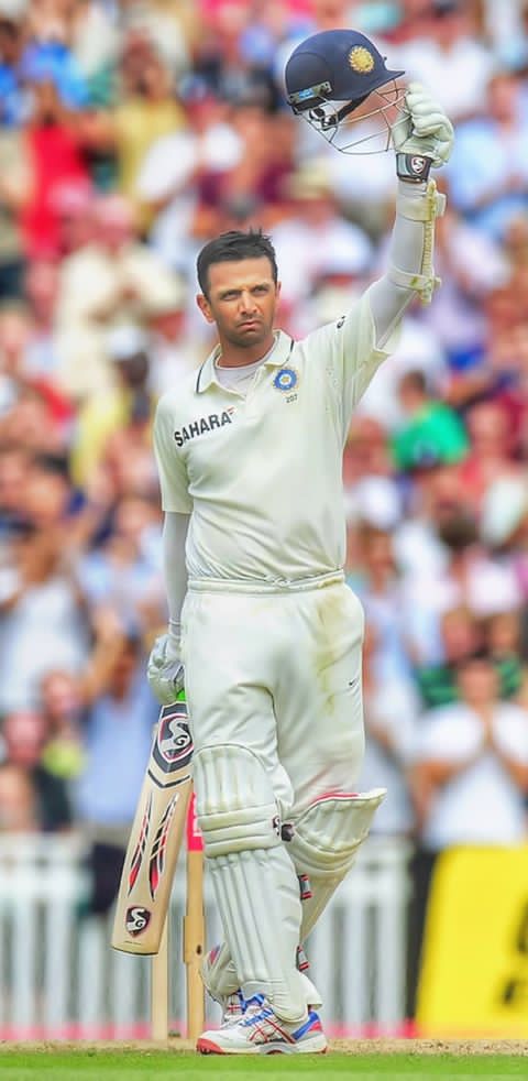 Happy Birthday My Birthday Mate, Rahul Dravid !!🎂❤️

Mr. Dependable. Yep, That’s What He Was. No Matter What The Circumstances, Always Constant.☺❤️

Most Balls Faced In HISTORY Of Test Cricket !!🔥
Most Catches In HISTORY Of Test Cricket !!🔥

#HappyBirthdayDravid
#MSDhoni