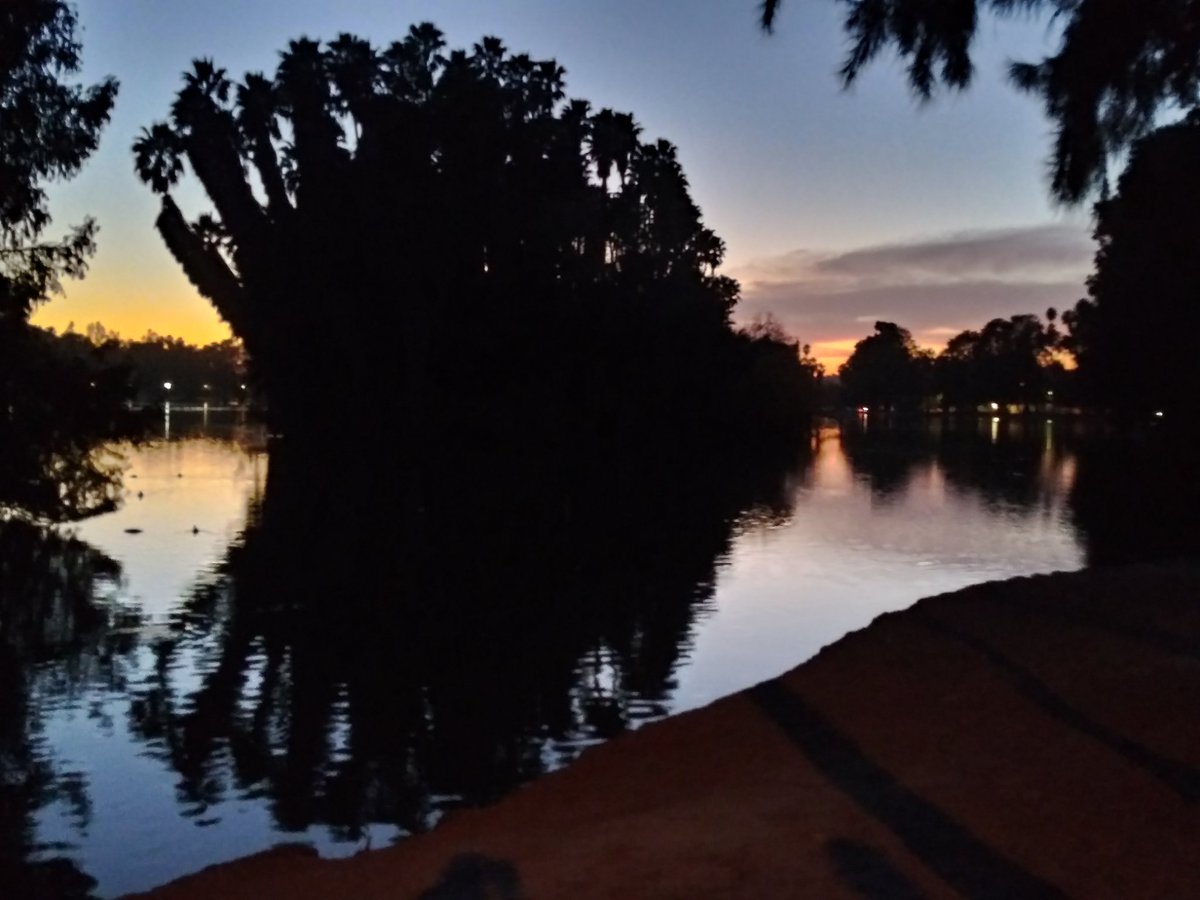 momothebuilder's tweet photo. My view, a little breathtaking!😉 https://t.co/9s32LVHDqW