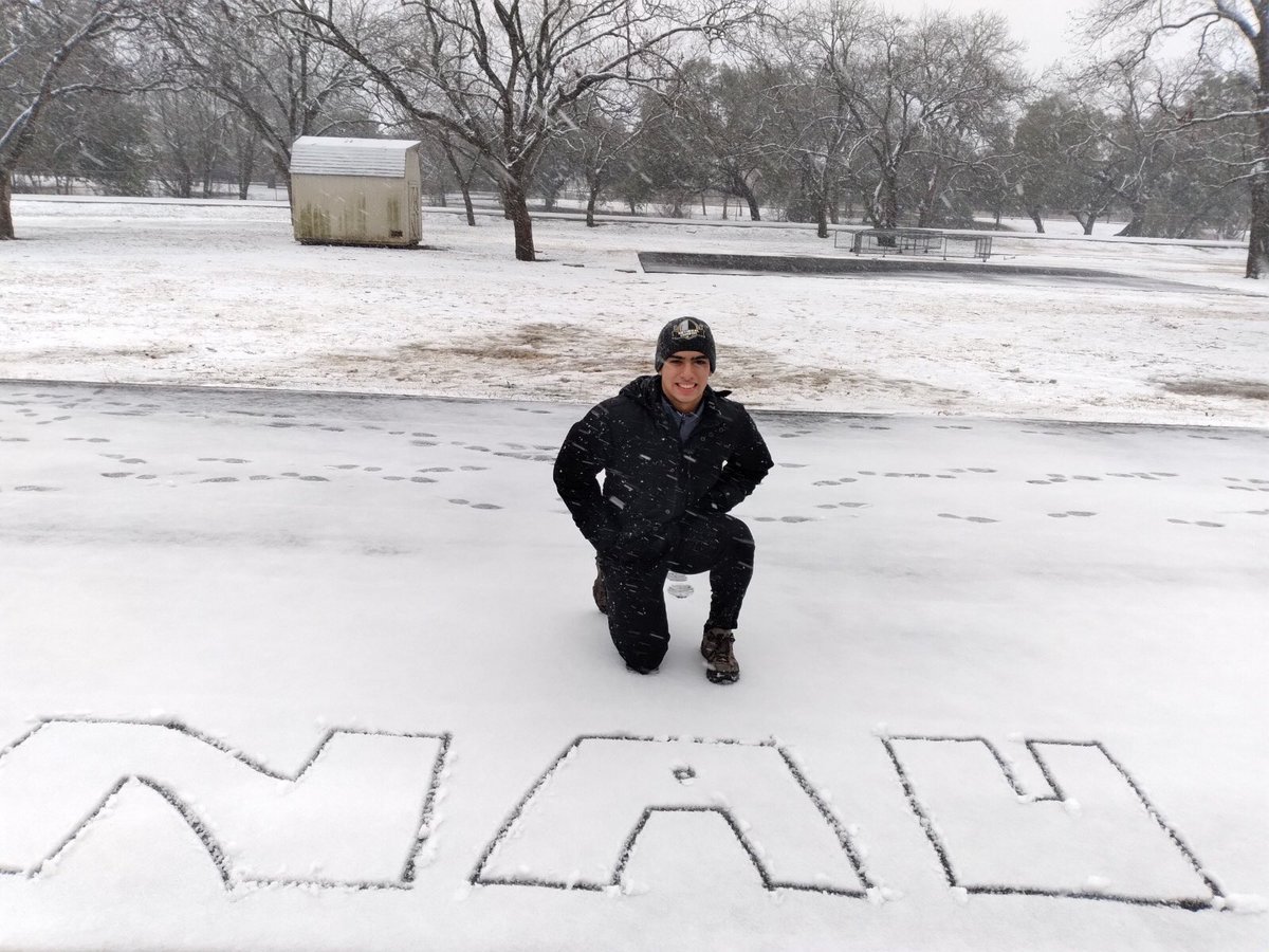 rj2martinez's tweet photo. I can get use to this.....can't wait! @NAU_Football @NauPodcast #NAUStrong #CHOP https://t.co/gmw1Hhdshh