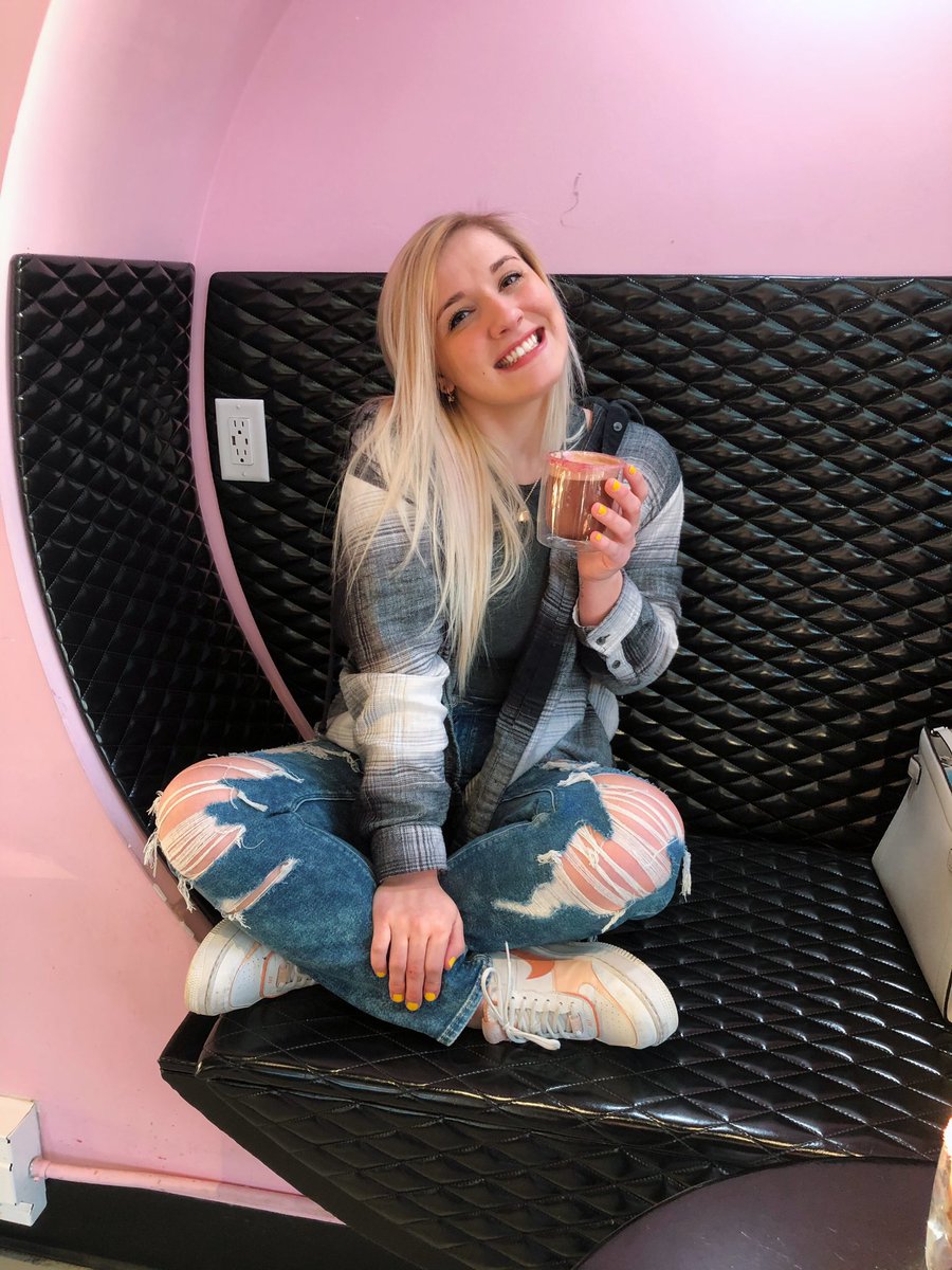 haileycoleman16's tweet photo. pure bliss 💗 https://t.co/9zOfmxcRHh