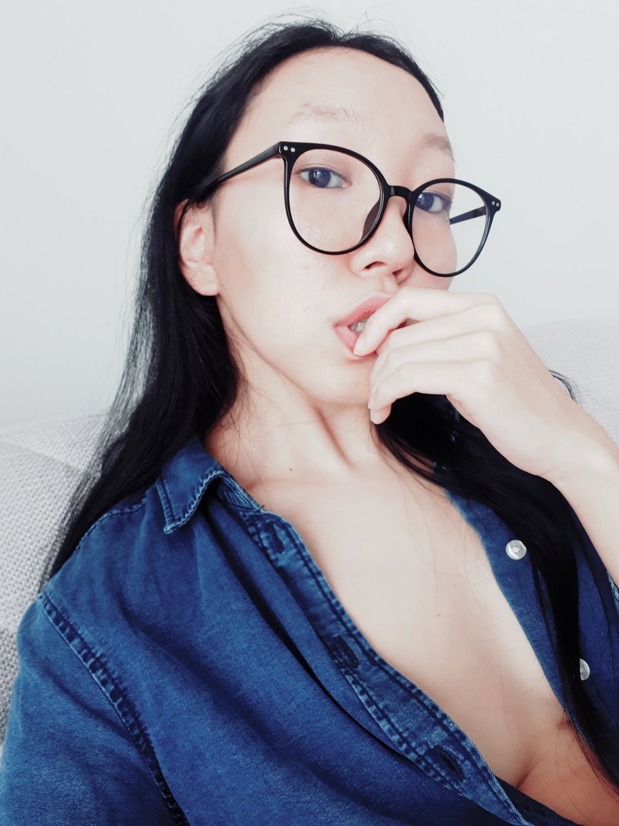 Shy_Fuck_'s tweet photo. It's Katy o'clock⏲ 

https://t.co/xvkibjrxYV https://t.co/myybb1aRX7