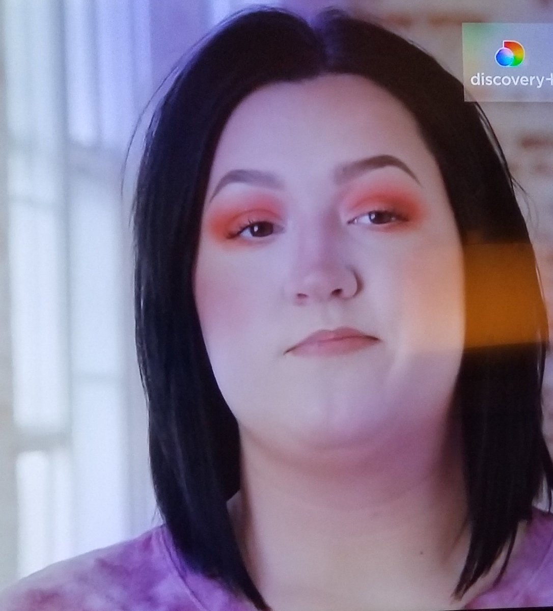 oashbado's tweet photo. Someone got made up really early for Halloween this year
#90DayFiance #thatmakeup🤮 https://t.co/1kK9HDlFFB