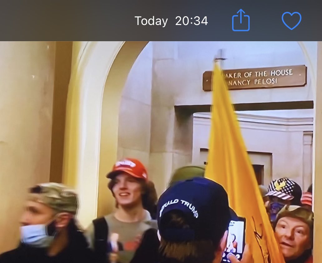 nimBROWN's tweet photo. @FBI https://t.co/pKVcZgXXzW