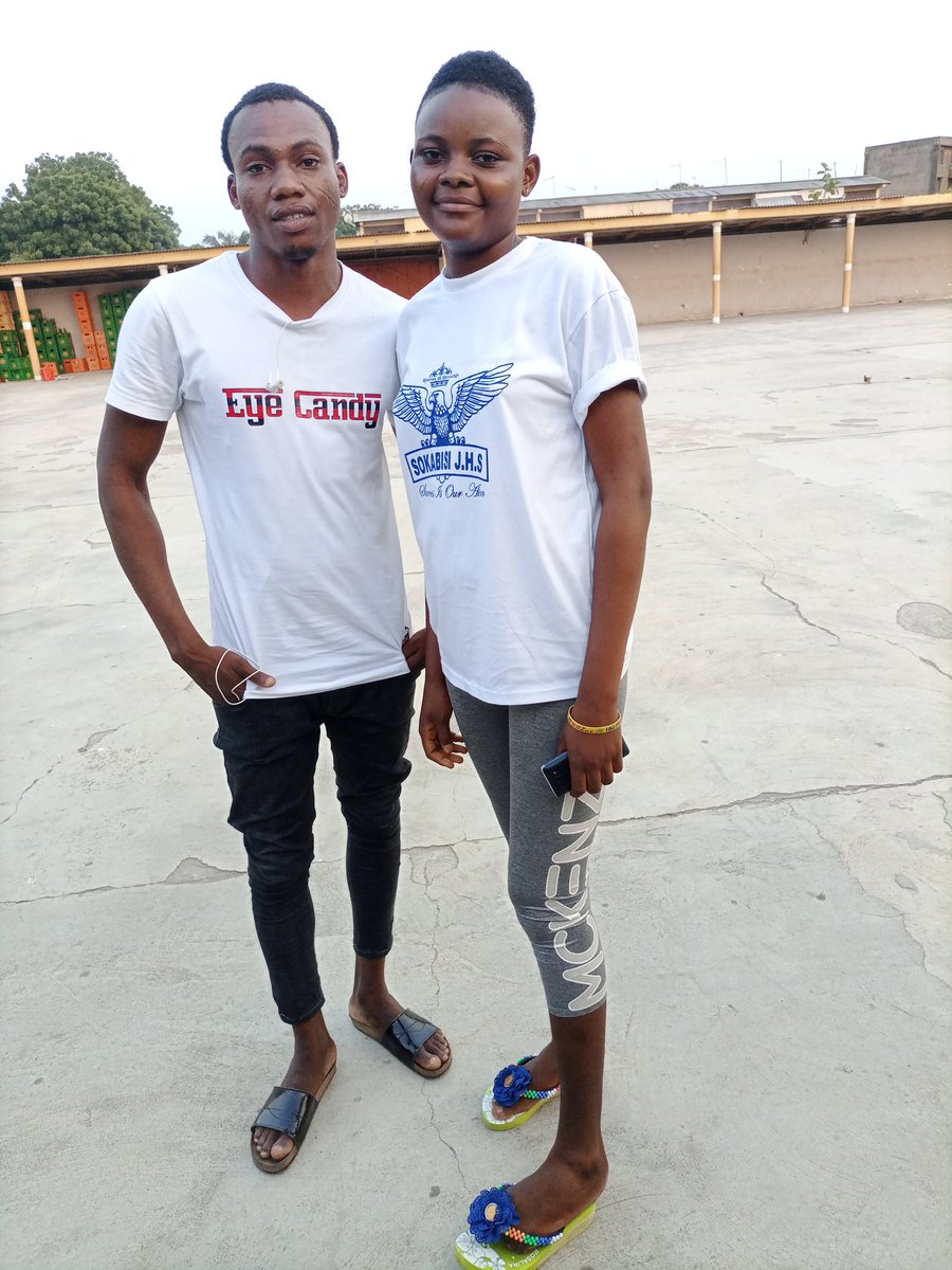 apo_oya's tweet photo. Brother and sister movement https://t.co/DSEr9Pilci
