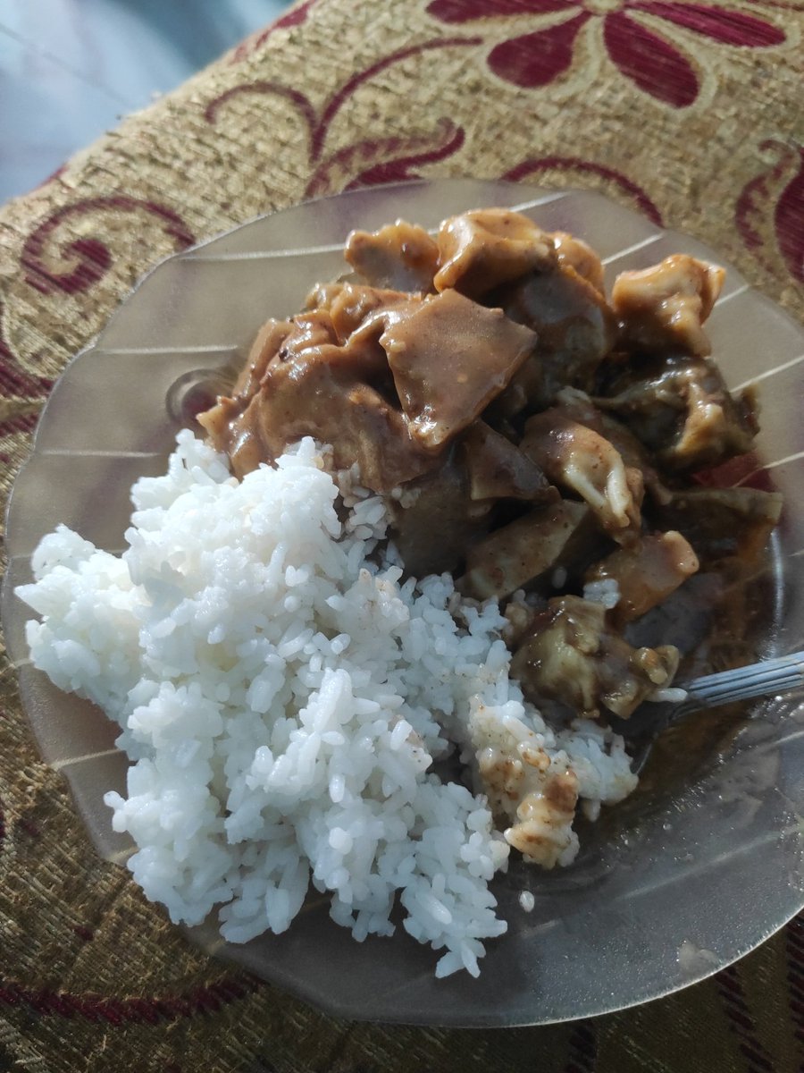 Jangankan makan mewah,, beli siomay aja gw tambahin nasi 😂