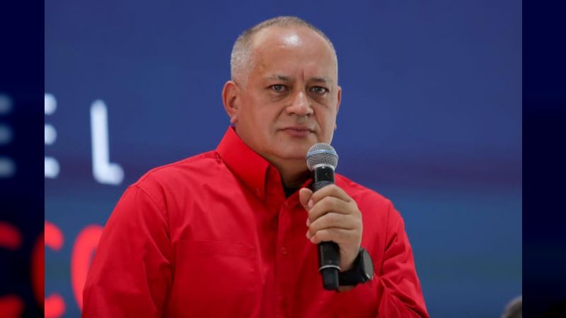 ConElMazoDando's tweet photo. Diosdado Cabello sobre Presidente Fernández: "tibio no, frío" https://t.co/wW5GGkF45g  #BrisaBolivariana2021 https://t.co/p1AGigk1NC