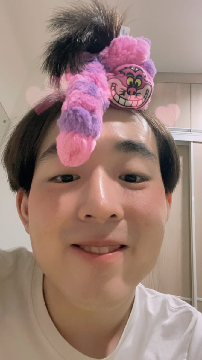 091647k's tweet photo. .
แก๊งนี้น่ากลัวมาก ดุมากด้วย อาวุธประจำกายคือขวดนม 5555 https://t.co/Ztffqnx6uG