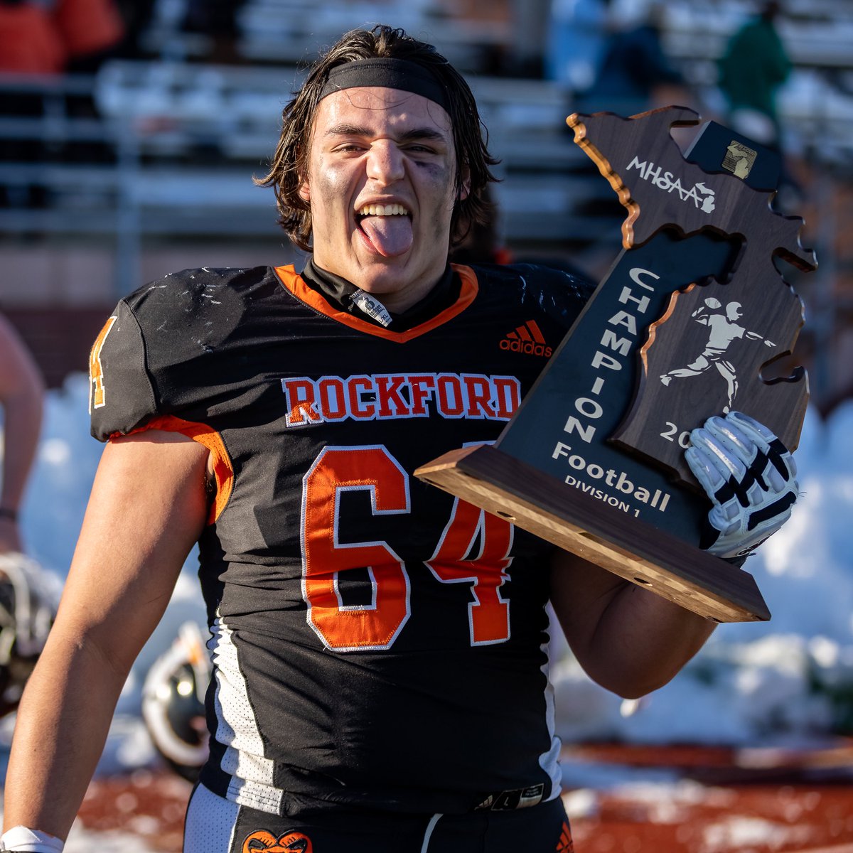360SportsMedia2's tweet photo. Rockford wins the MHSAA Division 1 Regional Championship vs Saline https://t.co/5Ef2fntoMq