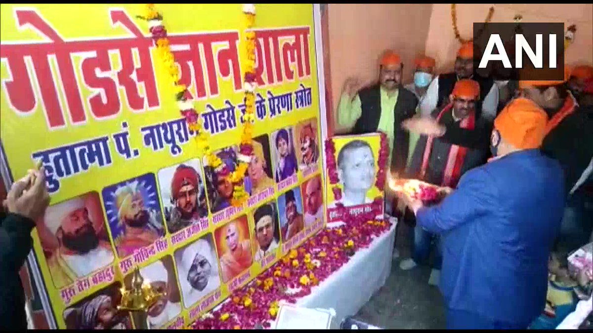 ANI's tweet photo. Madhya Pradesh: Hindu Mahasabha opened a study centre in Gwalior dedicated to Nathuram Godse, yesterday

Jaiveer Bharadwaj, vice-president says, "This study centre will inform the young generation about aspects of Partition of India &amp; spread knowledge on various national leaders" https://t.co/RCw6zbXIql