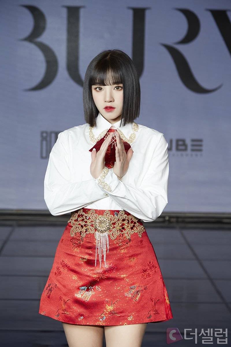 yuqiupdates's tweet photo. 210111 ⓒ press https://t.co/8OhOZmkpkI
