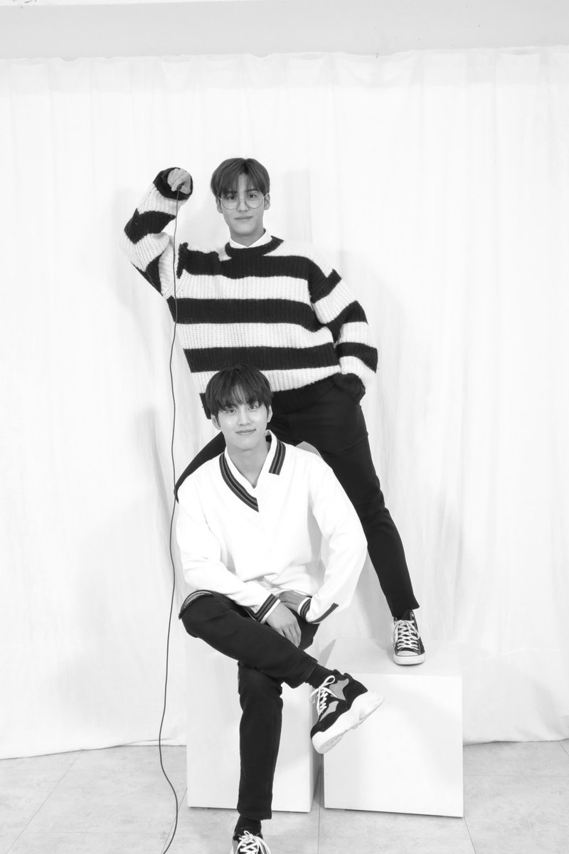 kookheon_ddb's tweet photo. 210111 비오브유(B.O.Y) 공식 브이앱 채널 게시판 사진 업로드📷 (1)

🔗 https://t.co/xtSGEWXG8O
#비오브유 #김국헌 #송유빈 https://t.co/apX7Azv6Uh