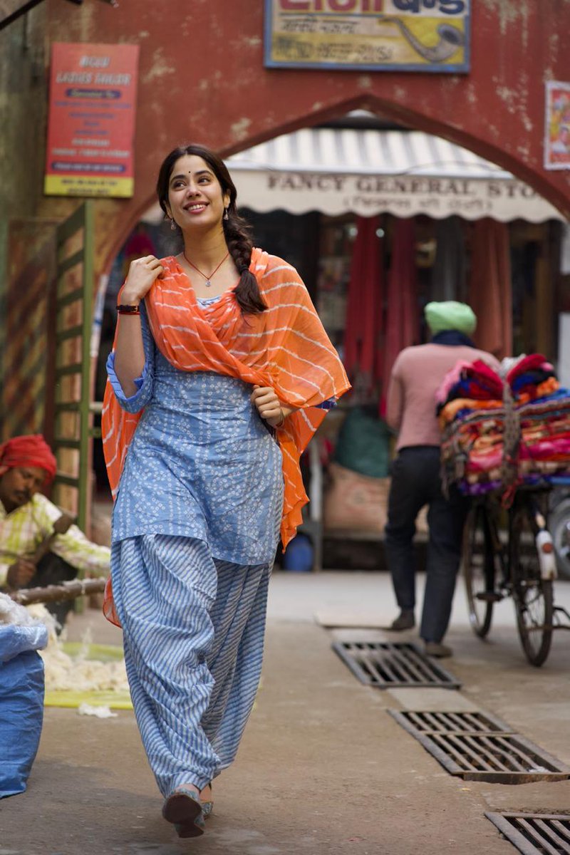 taran_adarsh's tweet photo. JANHVI KAPOOR IN AANAND L RAI PRODUCTION... #JanhviKapoor to star in #GoodLuckJerry... Shoot begins in #Punjab today... First schedule will continue till March 2021... Directed by Siddharth Sengupta... Presented by Subaskaran and Aanand L Rai... FIRST LOOK... https://t.co/8kUKU5LxG9