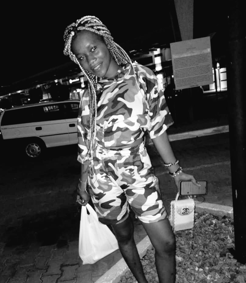 QueenNail5's tweet photo. https://t.co/29WpNvAHmC