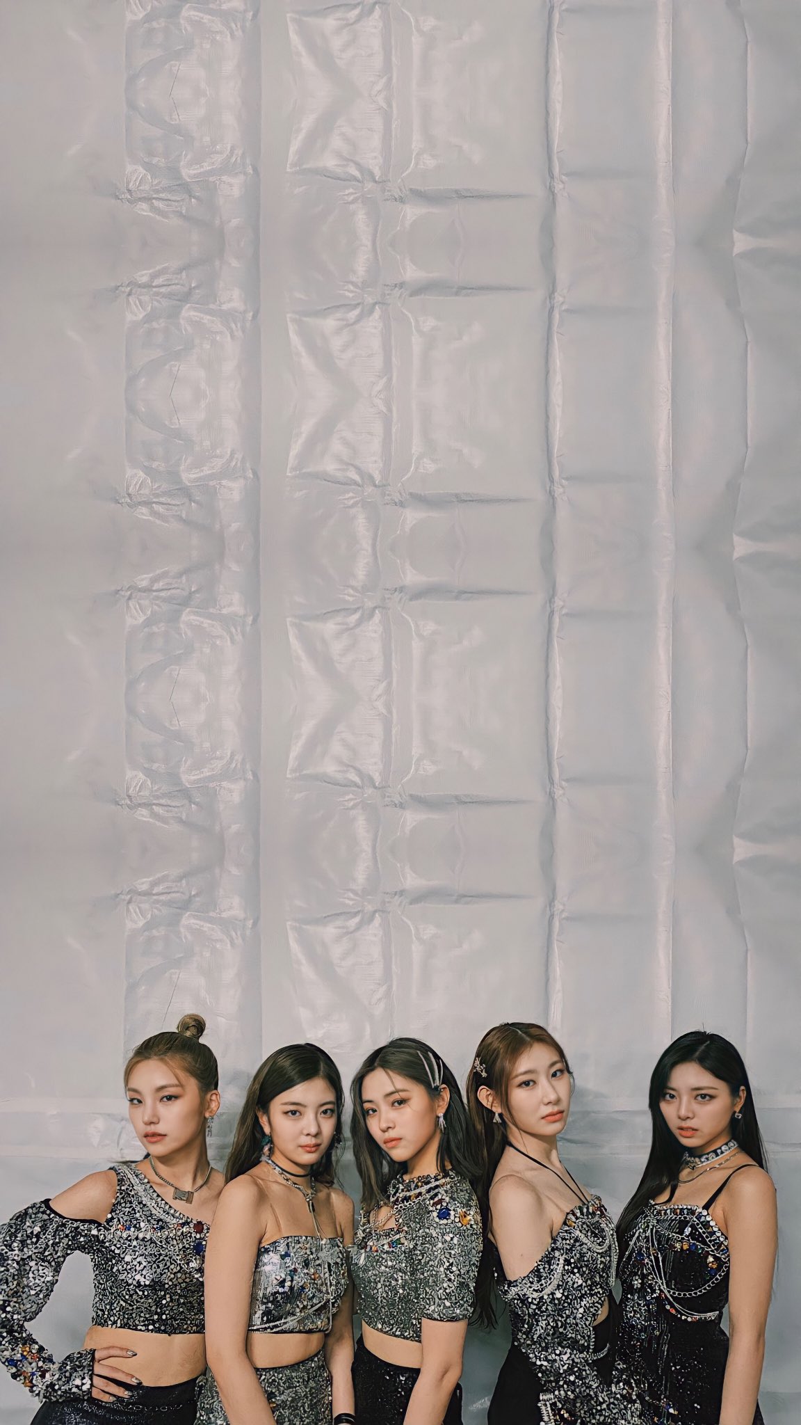 ☁️ ITZY CHECKMATE ot5 wallpaper ☁️  Идзу, Забавные факты, Эстетика