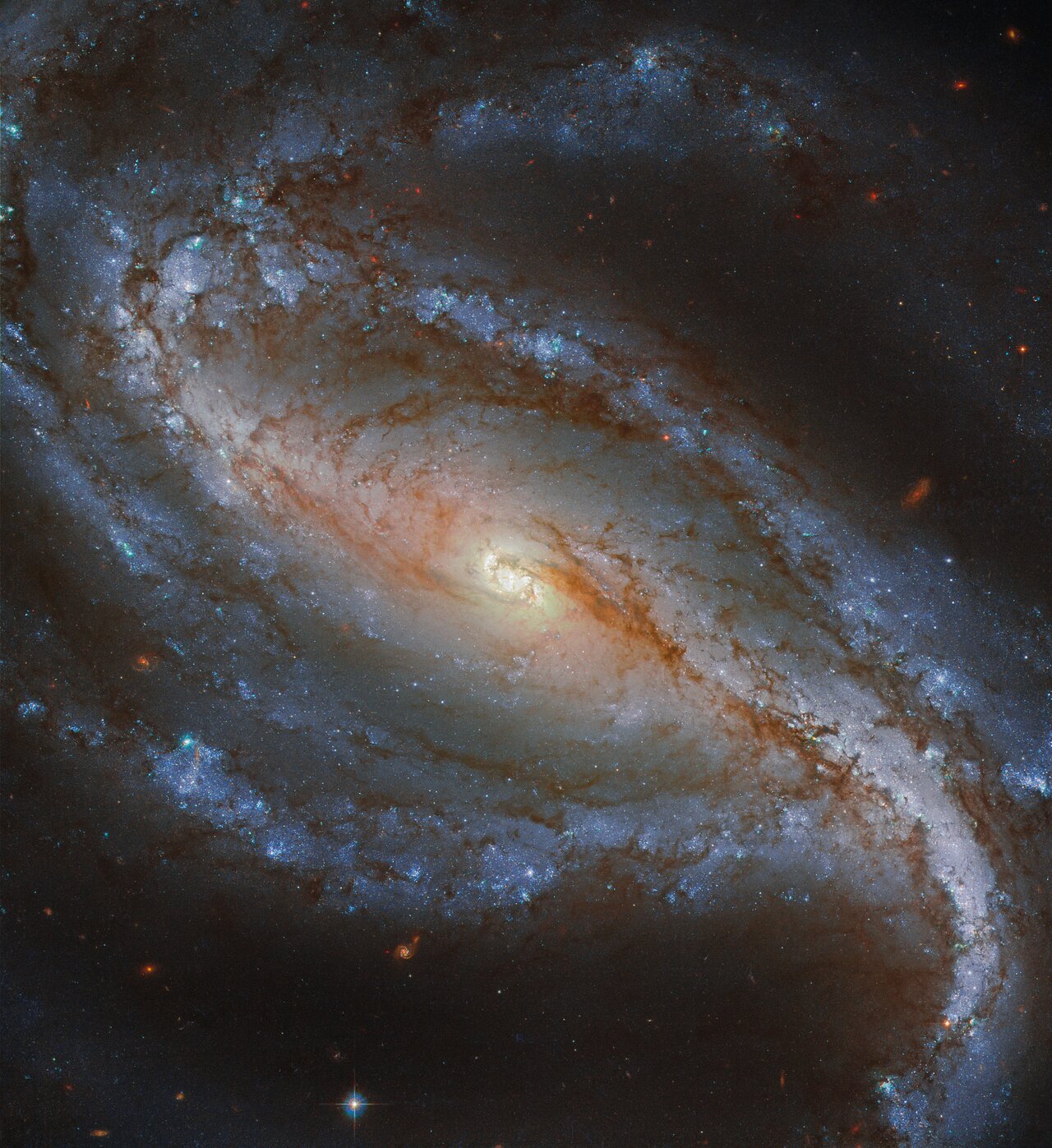 ngc hubble