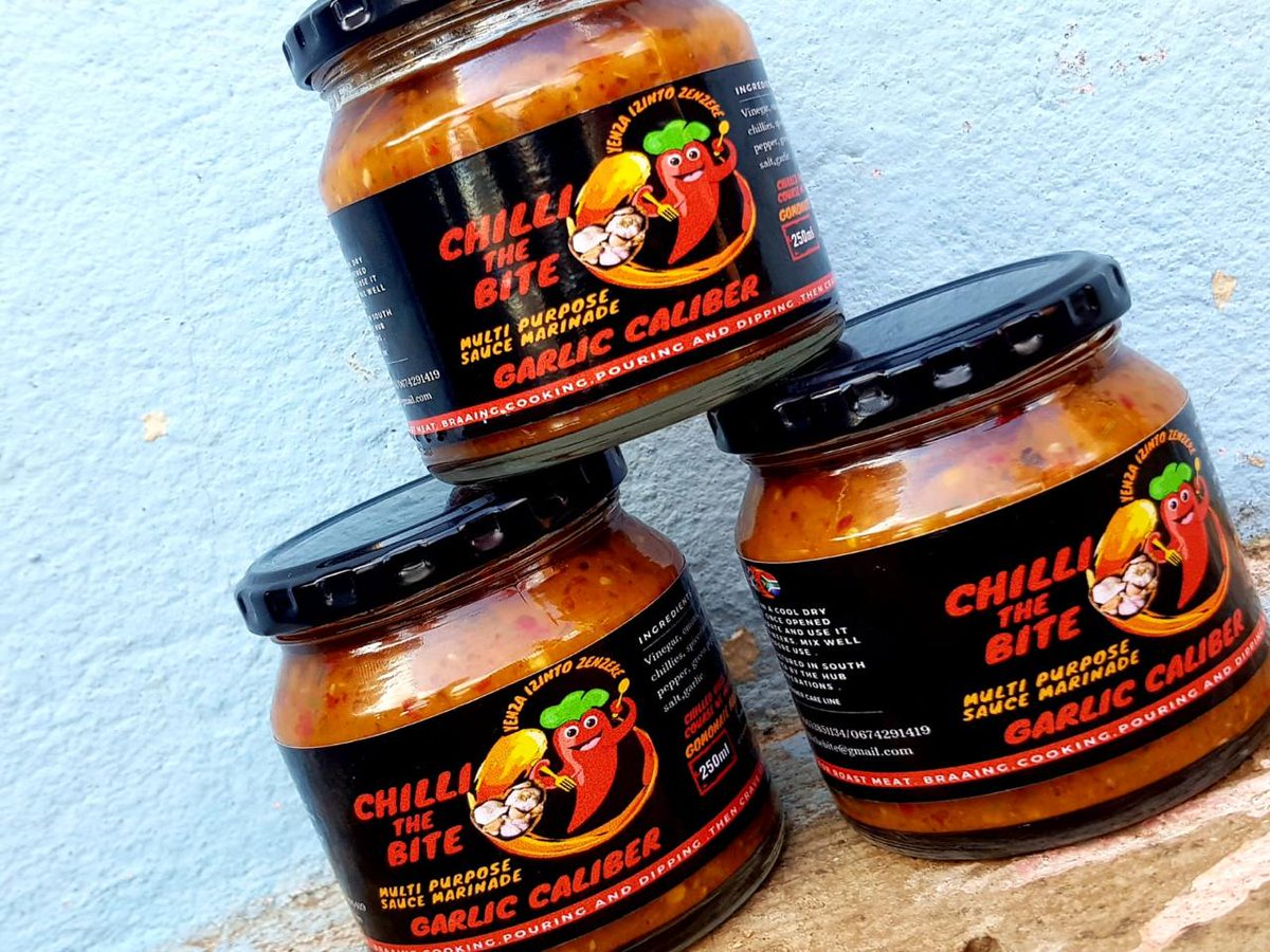 _laideejuju's tweet image. Fafatsa your taste buds with this #chillithebite marinade sauce🥵🥵🥵🥵
Meat 🥩 is not meat until it meets 🌶 the bite baby! 💃🏾 💃🏾 💃🏾 💃🏾
Try it... You won't be disappointed ‼️
DM @Chillithebite1 for prices 👌🏾