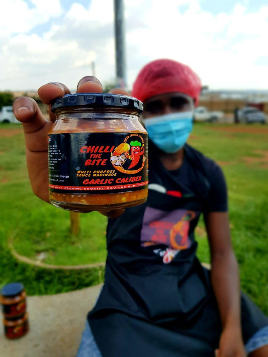 _laideejuju's tweet image. Fafatsa your taste buds with this #chillithebite marinade sauce🥵🥵🥵🥵
Meat 🥩 is not meat until it meets 🌶 the bite baby! 💃🏾 💃🏾 💃🏾 💃🏾
Try it... You won't be disappointed ‼️
DM @Chillithebite1 for prices 👌🏾