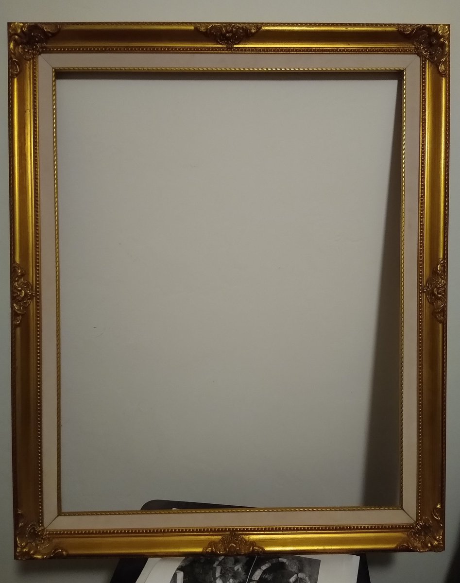 ShawnInArizona's tweet photo. #LilHelp?

I scored this vintage frame on the cheap

It's old, at some point someone added an inner border. My wife held it up to her Mother's (RIP) painting and it fits

Anybody know a framer? They have to be really good because it's going to be a surprise &amp; TBH I'm broke af 😭 https://t.co/xTGk4qjPgp