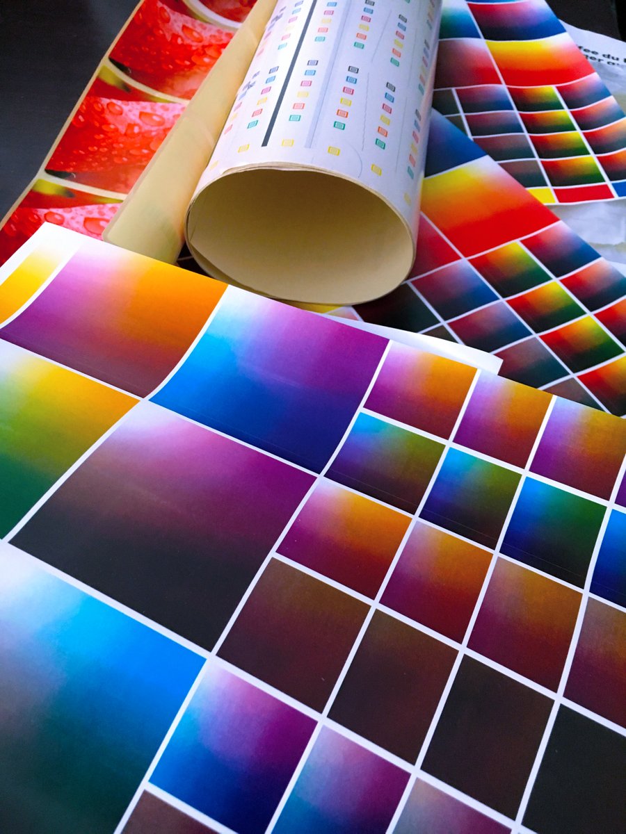 Odesyosas's tweet photo. For brands, #color is a key element to stand out and attract customers. 

Smart #spectrophotometers such as #Smijet provide print professionals with the most accurate method to detect color variations and guarantee their customers #colorconsistency across the entire production. https://t.co/qNiiD0YIXe
