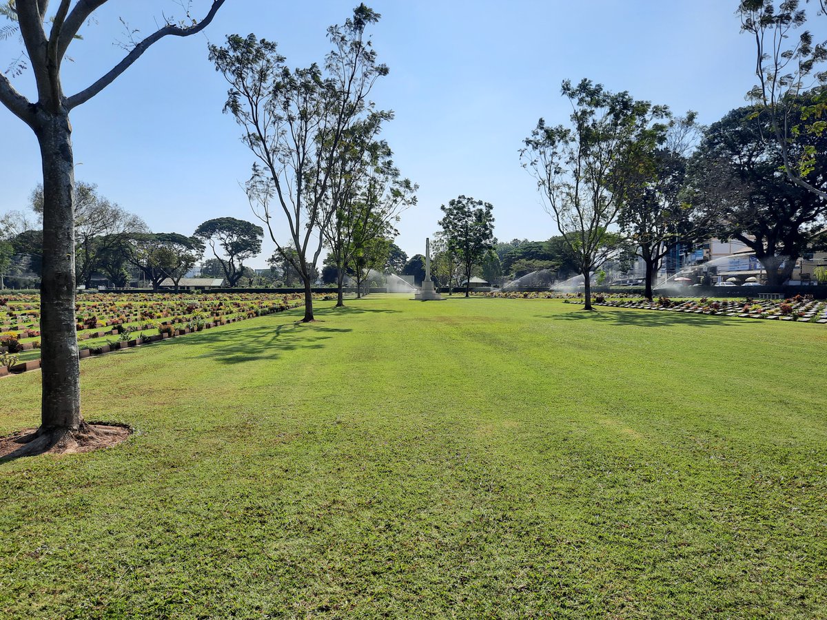 KanCwgc's tweet photo. I haven't seen a single visitor this year and have the cemetery to myself this morning so a good time for some irrigation maintenance #kanchanaburiwarcemetery #OurWorkContines @CWGC https://t.co/o5XmvlXj3y