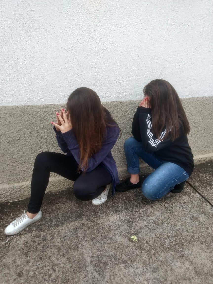 bibiazx_'s tweet photo. vazou eu e a @cariiocx na fase tumbler https://t.co/bL0Wt2ssTN