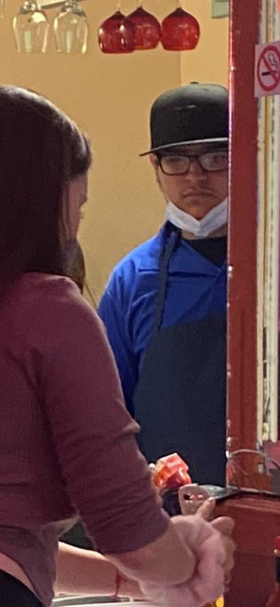 ElBotaneroHou's tweet photo. @statikleo Hb looking hella sus😂🤣 https://t.co/aBy6ot6mDM