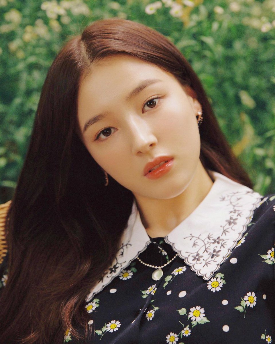 🚨 ตอนนี้มีหลายแอคเคาท์ที่ปล่อยรูปภาพของคุณแนนซี่ MOMOLAND ขณะเปลี่ยนเสื้อผ้าหลังเวทีออกมา ซึ่งถือว่าเป็นการคุกคามทางเพศอย่างหนึ่ง ขอความร่วมมือทุกคนช่วยกันเข้าไปรีพอร์ตแอคเคาท์เหล่านั้นและช่วยกันกระจายข่าวด้วยนะคะ 

#불법촬영_처벌강화
#불법촬영_절대근절
#OurRainbowNancy