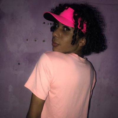 eliacaaaa's tweet photo. #NovaFotoDoPerfil https://t.co/zaiI9DV63m