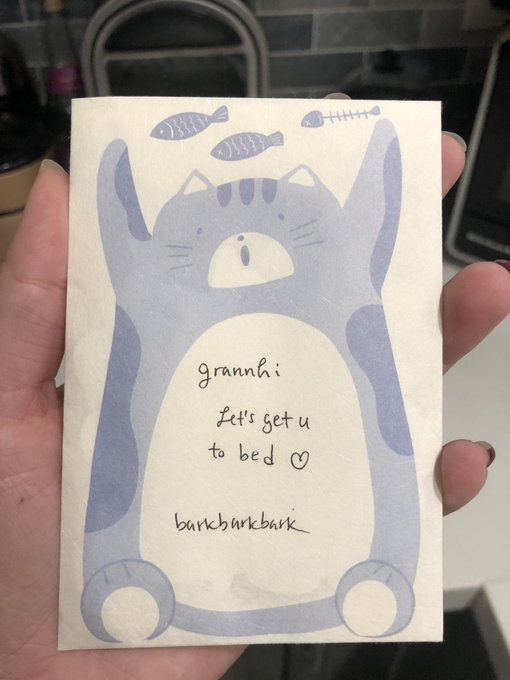 WEHHH. TY @yilong0416 @juulong23 FOR THE CUTE STICKERS ???? wdym get me in bed, im always in bed... 