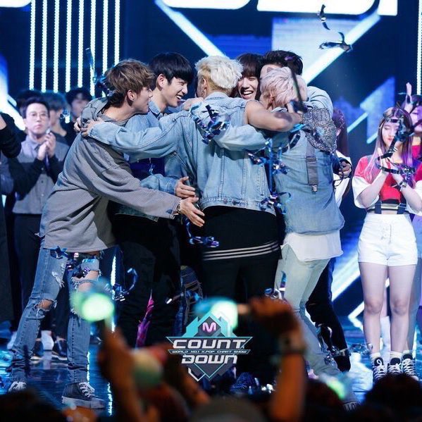 BellGOGOGOT7's tweet photo. 新しい道へ進む事おめでとう。

GOT7という名が残るのか

今まで歌われていた歌が歌い続けられるのか

今現在GOT7として共有されてるコンテンツは今までの退社したグループを見るときっと残るだろうけど

今後の7人の活動がどうなるのか

不安はたくさんあるけどアガセは応援してるよ🐥

#GOT7FOREVER https://t.co/iAq8C5O2Z9