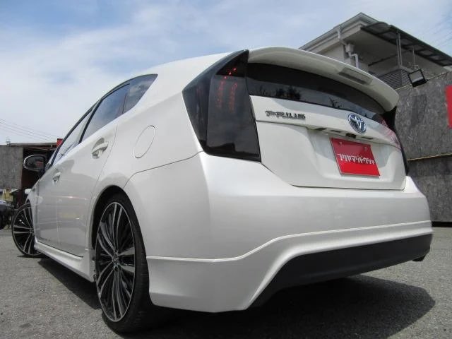 s0502m's tweet photo. 30プリウスSツーリング売ります！
H21年式,車検2年付きです！
モデリスタフルエアロ,新品ローダウンサス,新品ＬＥＤテール,社外１９ＡＷ,新品黒レザー調シートカバー,カロッツェリアＨＤＤナビ,リアスポパールＮＥＷペイント
気になられた方はDMまで！
#30プリウス売ります
#ハイブリッド売ります https://t.co/rmDHDGaXhi