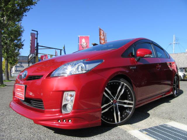 s0502m's tweet photo. 30プリウスS売ります！
H22年式,距離5.9万km,車検2年付きです！
新品フルエアロ,新品ＬＥＤテールＶｅｒ３,新品ローダウン,アルパインＨＤＤナビフルセグＴＶ,リアフィルム施工
気になられた方はDMまでおこしください！
＃30プリウス売ります
＃50プリウス売ります
#ハイブリッド売ります https://t.co/wdL4jMzZ7B