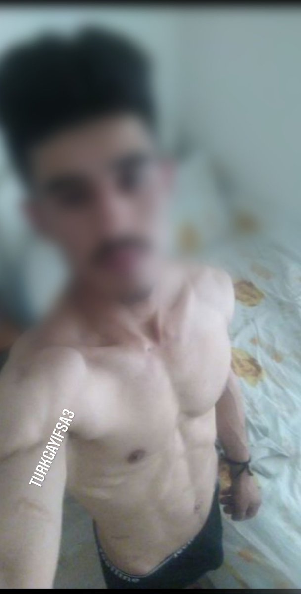 Kadir 19 yaşında sporlalonunun gözdesi. Aletide yolda. #TurkishGay #turkifsa #straihgtbulge