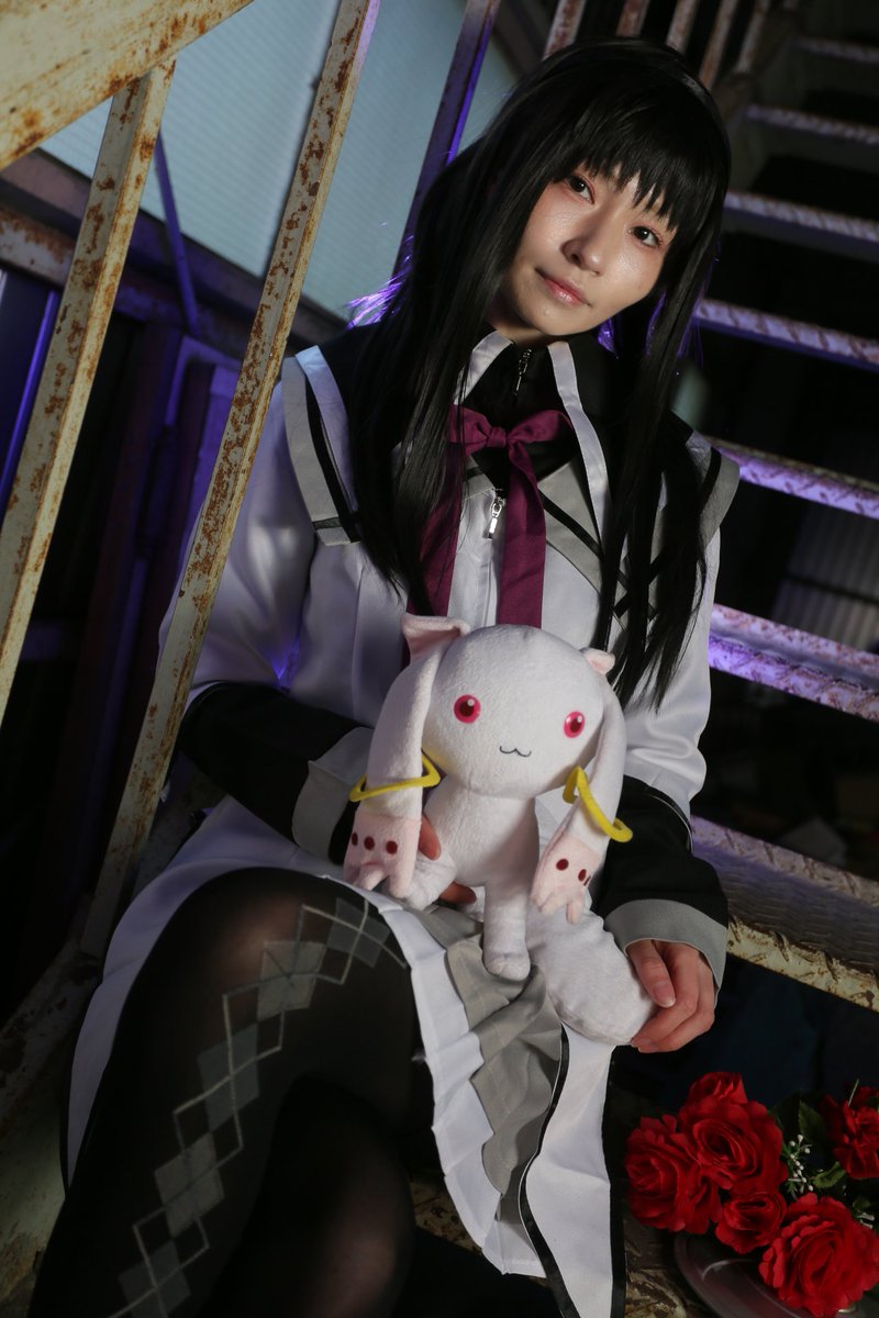 ゆりまさん パチンコ好きなお姉さん 私の戦場は ここじゃない 魔法少女まどかマギカ まどマギ10周年 暁美ほむら コスプレ
