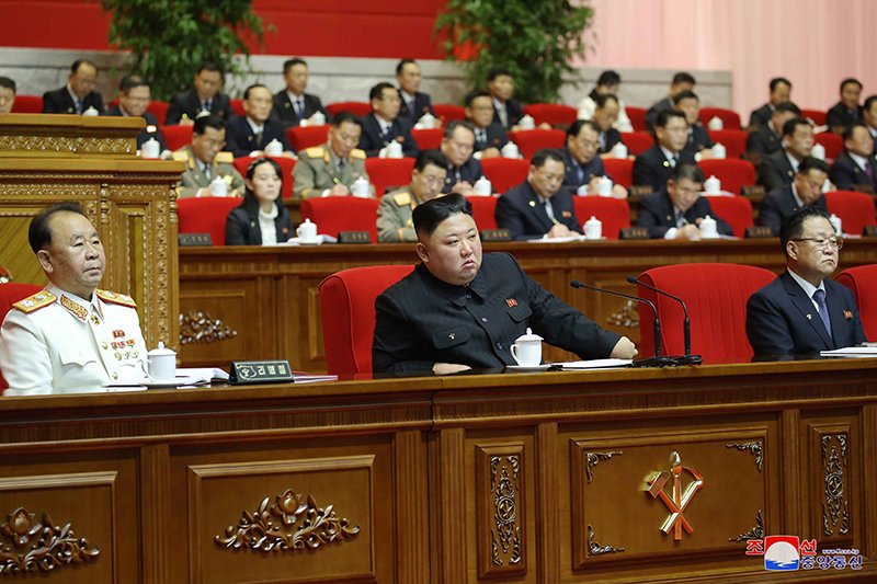 Lauding the leadership of Comrade Kim Jong Un who brought about enormous changes for the Party, revolution, country, and people to be etched in their history forever, speakers expressed their pride and self-confidence in making revolution under his distinguished leadership.