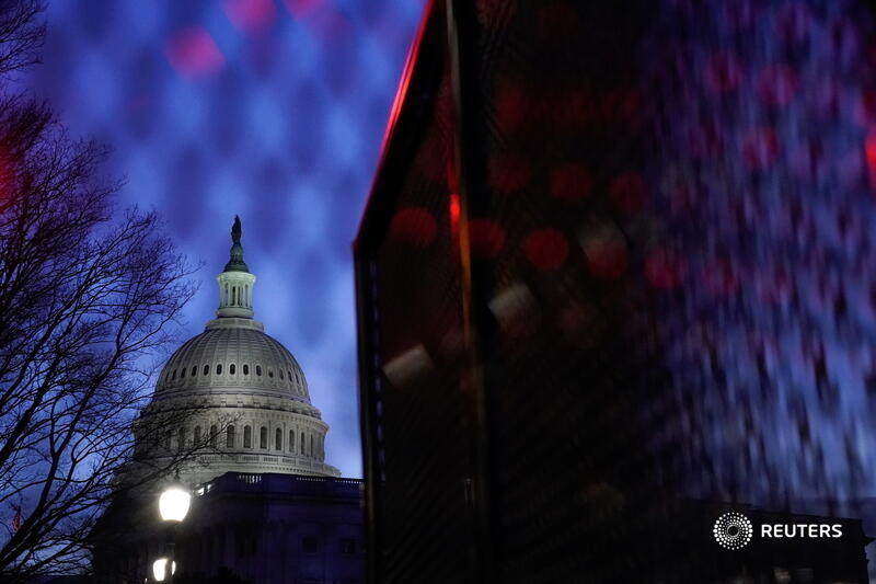 Reuters's tweet photo. House Democrats are planning a vote to urge Vice President Mike Pence to take steps to remove President Trump from office following the deadly Capitol siege, as momentum grows for a second impeachment https://t.co/2qfdKAASJi https://t.co/FOZLGk6pgT