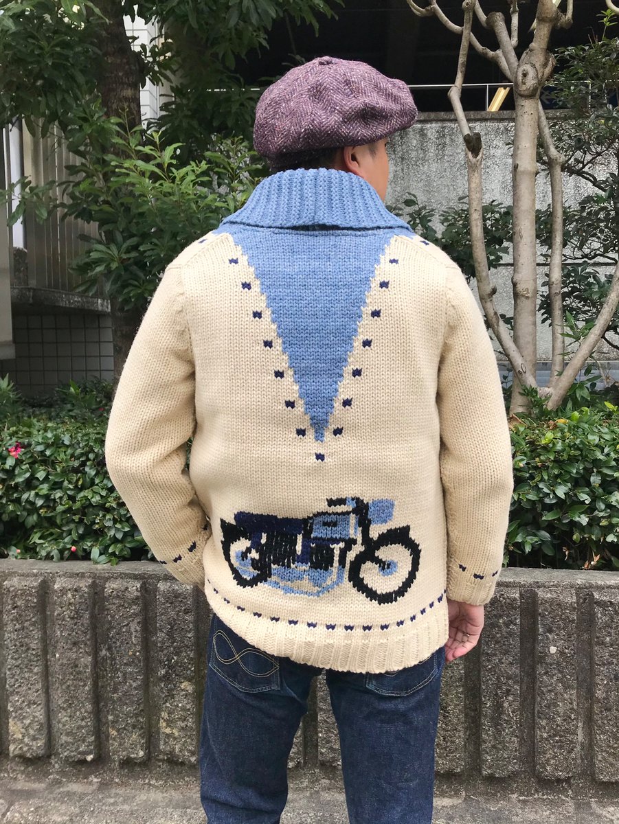 ドライボーンズ 名古屋店 On Twitter Sale Item 上質なシェットランドウールを使用した カウチンセーター 1950sヴィンテージを元にした クラシックなバイクにゴーグル ヘルメット柄 サイズ欠けてますので お早めに Cowichan Sweater Motercylist Dk