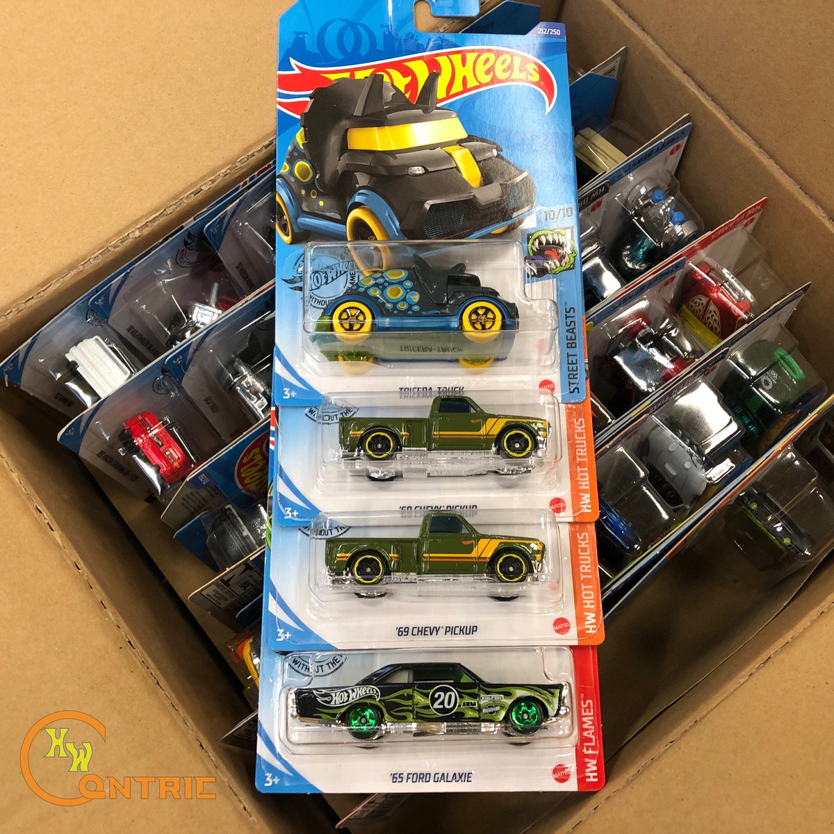 HWCentric's tweet photo. No STH but I’ll take the TH 🔥
#hotwheels #triceratruck #streetbeasts #treasurehunt #th #hotwheelsth #hotwheelscentric #hwcentric #hotwheelscollectors #toys #hobby #hotwheelsfanatic #hotwheelsdaily #hotwheelspics #hotwheelsaddict https://t.co/K8MpgwcBAu