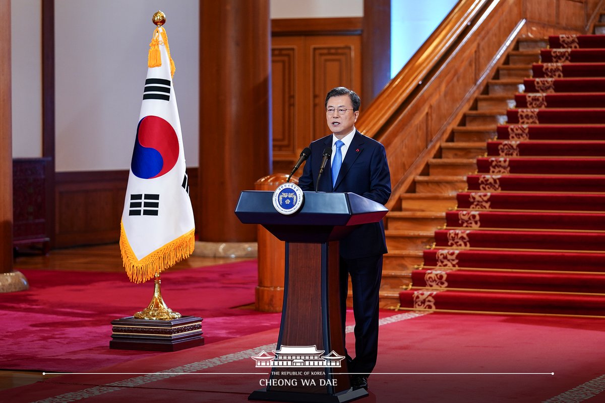 TheBlueHouseKR tweet picture