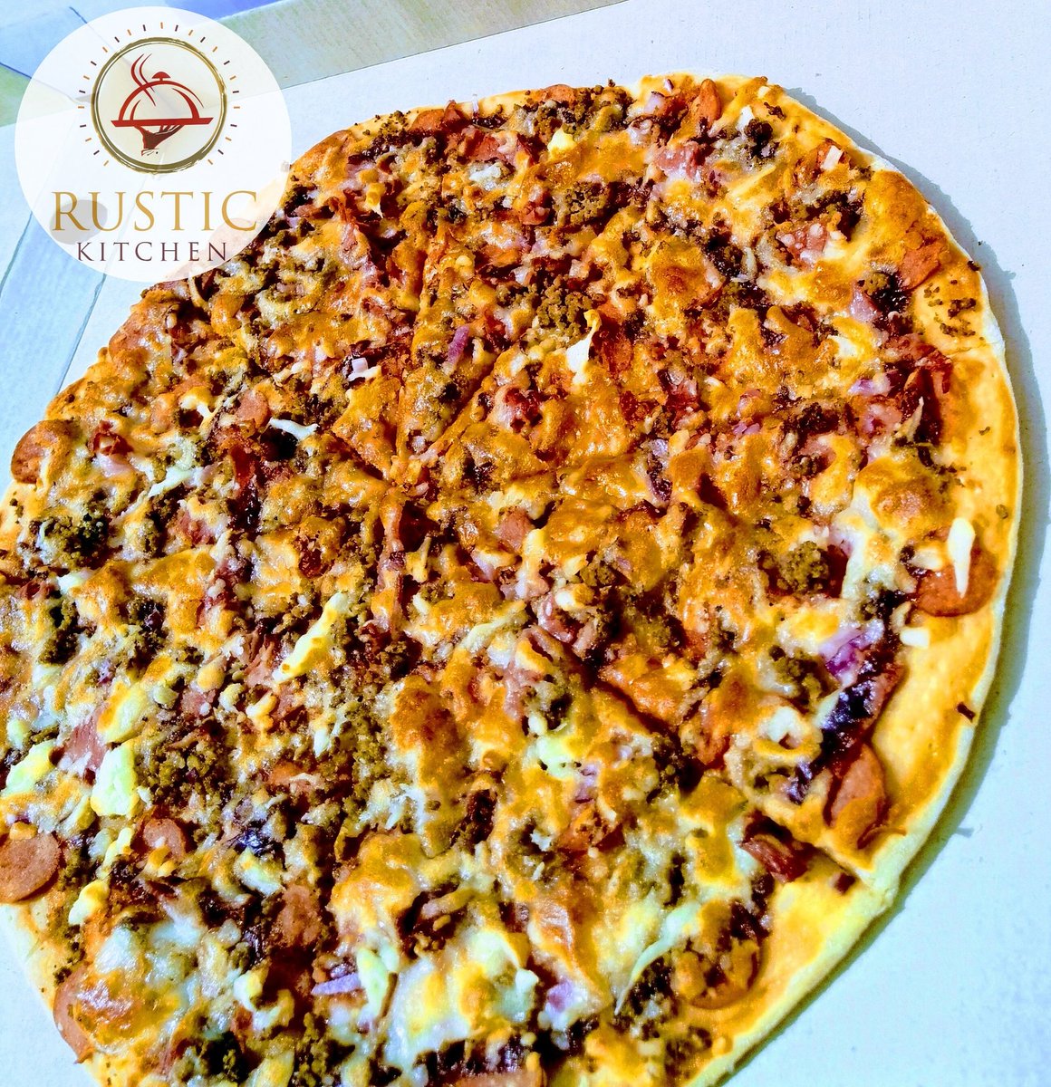 RusticKitchenKe's tweet photo. Start your week Beefed Up with a #Pizza π Treat.
Call or text 0724 001565 to order a tasty, meaty, cheesy and well stacked #Pizza today.
#RusticPizza π₯
#RusticDelivery ποΈ
#SimpleConvenientHealthy π https://t.co/4hVTJTLfe4