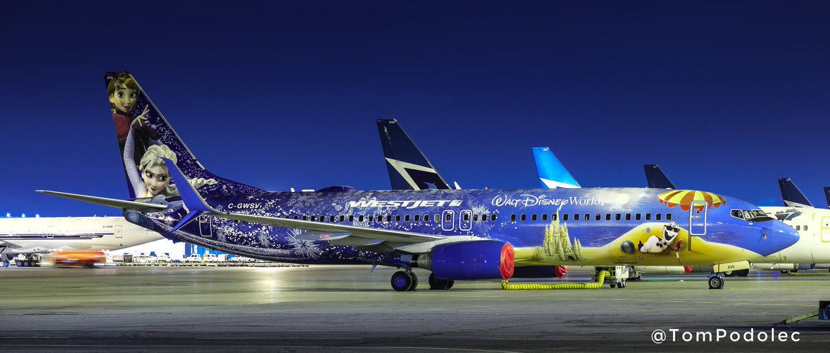 TomPodolec's tweet photo. PHOTO Westjet #FrozenPlane hanging out overnight at Toronto Pearson Airport. For a closer look at Olaf, Elsa and Anna visit: https://t.co/qR2uxbvTBd
C-GWSV Boeing 737-800 https://t.co/21oUDbrKcK